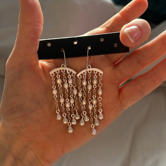 Silver colored hanging earrings - Picture 2 of 5